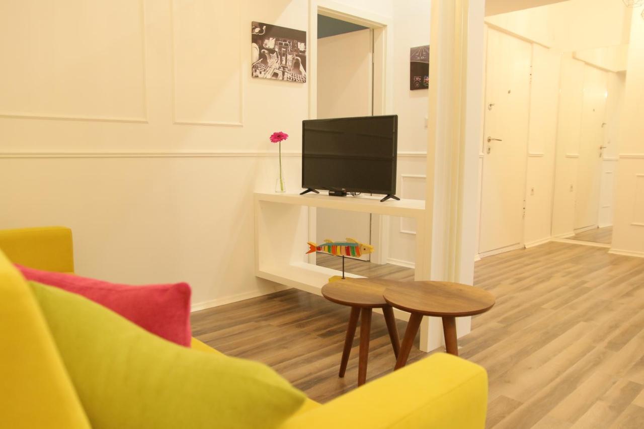 City Centre River View Apartment Скопие Екстериор снимка