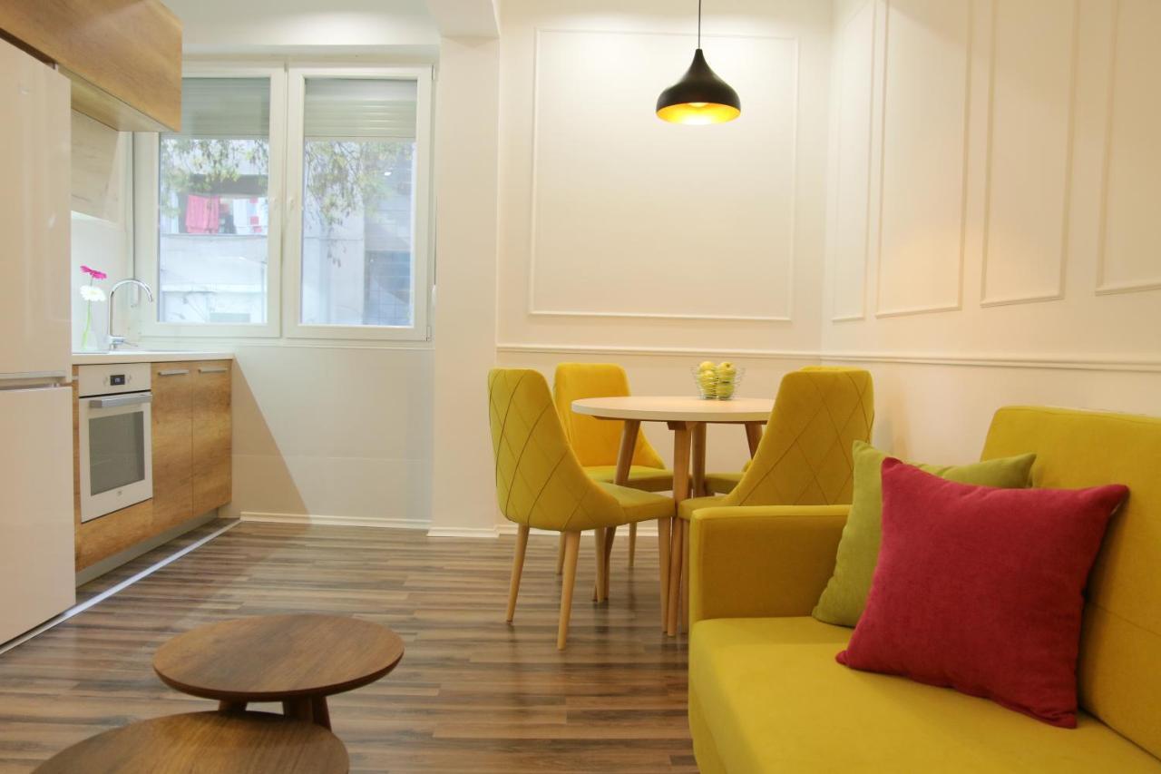 City Centre River View Apartment Скопие Екстериор снимка